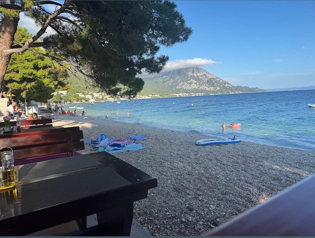 Restaurant Mendi — Podaca